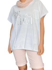 T-shirt blanc avec imprimé ''Be you tiful'' pour femme avec foulard.