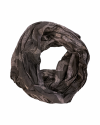 Foulard brun avec imprimé animal