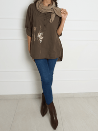 Blouse brune à manche 3/4