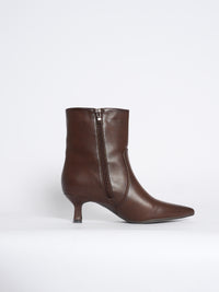 Botte brune en cuir végan