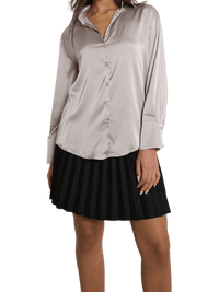 NEW - Chemise satinée grège à manche longue