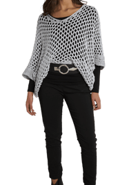 NEW - Chandail gris en crochet