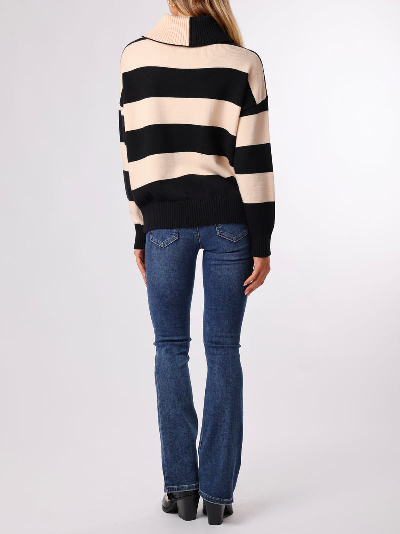 NEW - Chandail noir et beige à col roulé