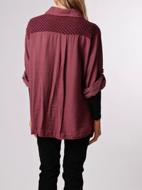 NEW - Chemise bourgogne avec dos en crochet