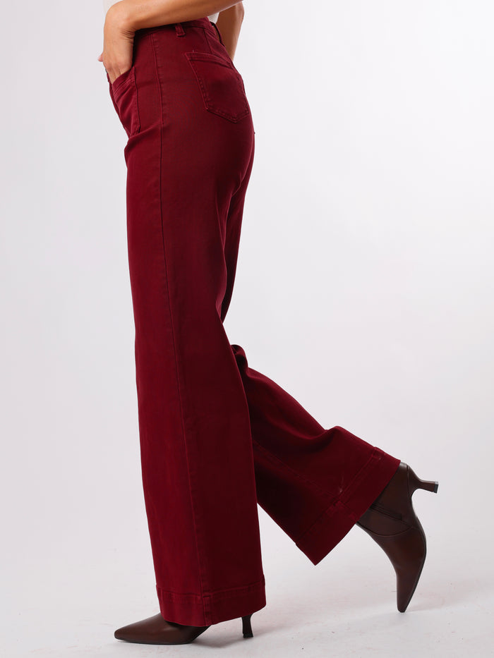 NEW - Jeans bourgogne avec poches appliquées