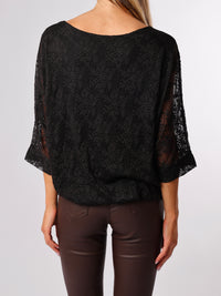 NEW - Chandail noir uni en dentelle