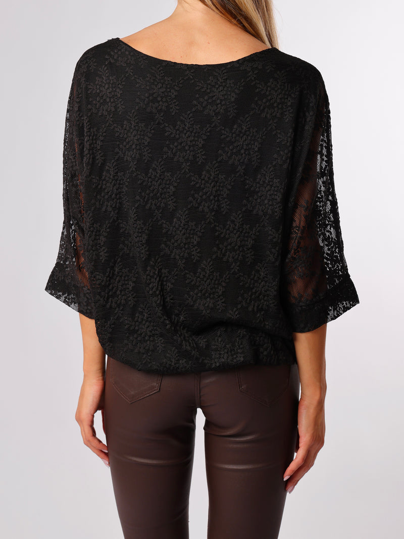 NEW - Chandail noir uni en dentelle