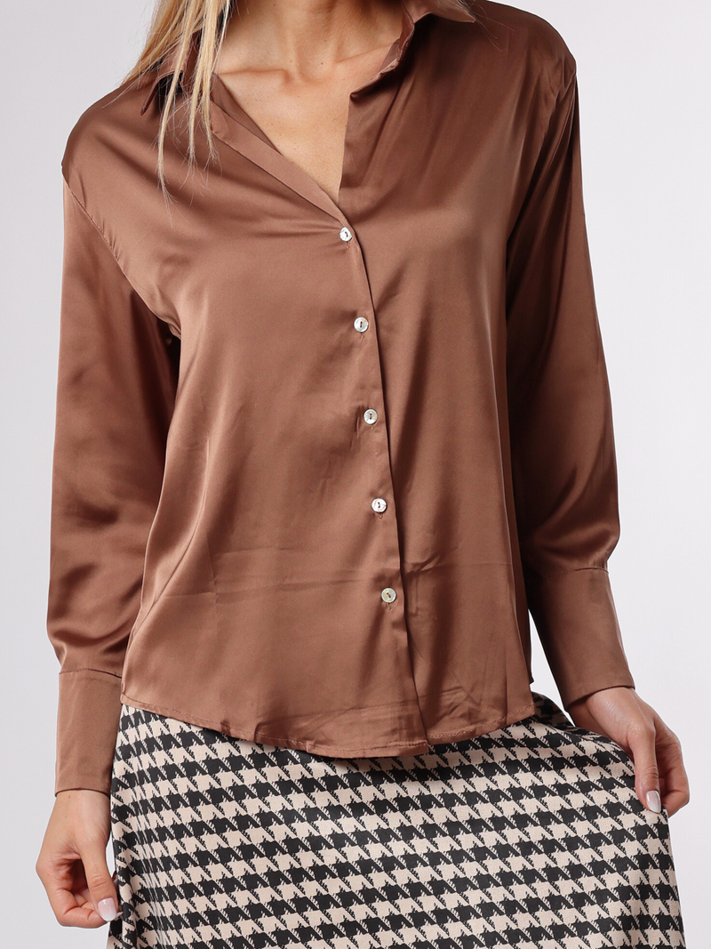 NEW - Chemise satinée café à manche longue