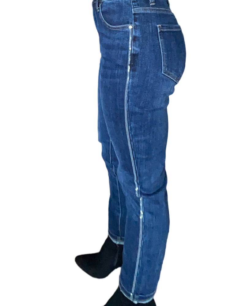 Jeans skinny à taille haute pour femme.