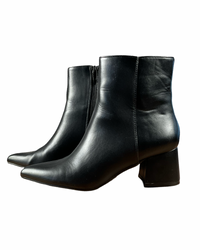 NEW - Botte noir en cuir vegan