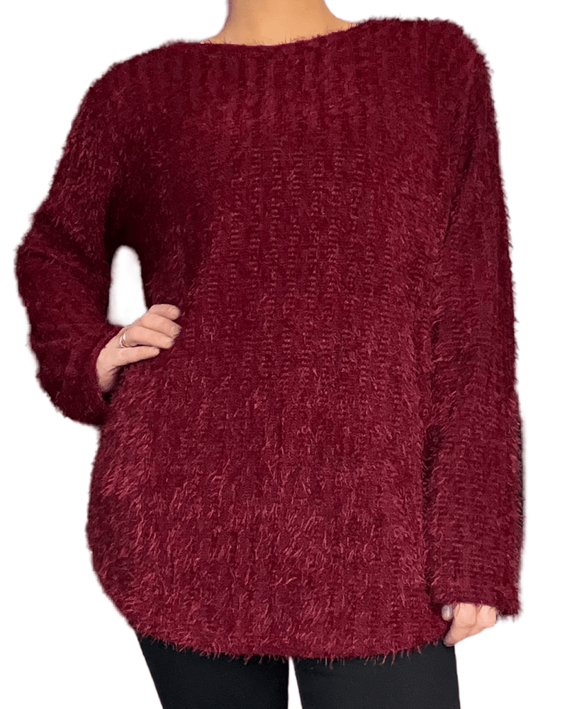 Chandail bourgogne en tricot à manche longue pour femme.