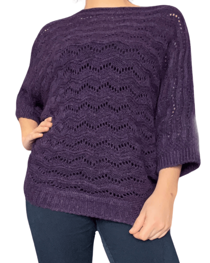 Chandail mauve style crochet pour femme.