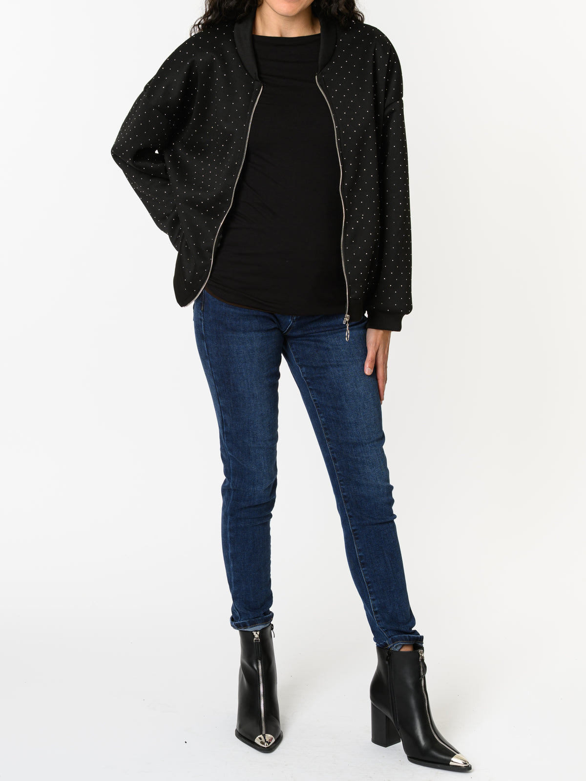 NEW - Chandail noir avec brillants