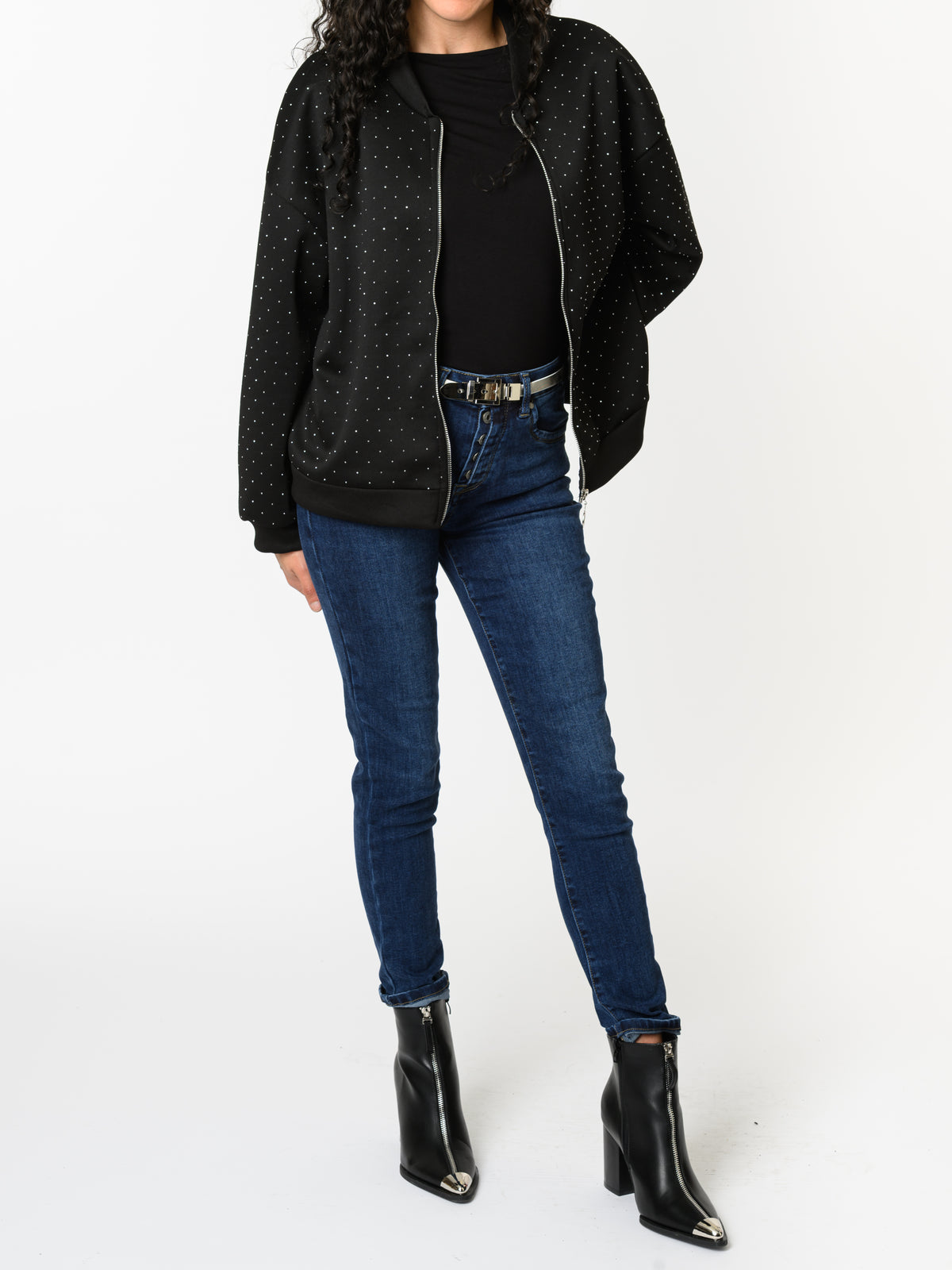 NEW - Chandail noir avec brillants