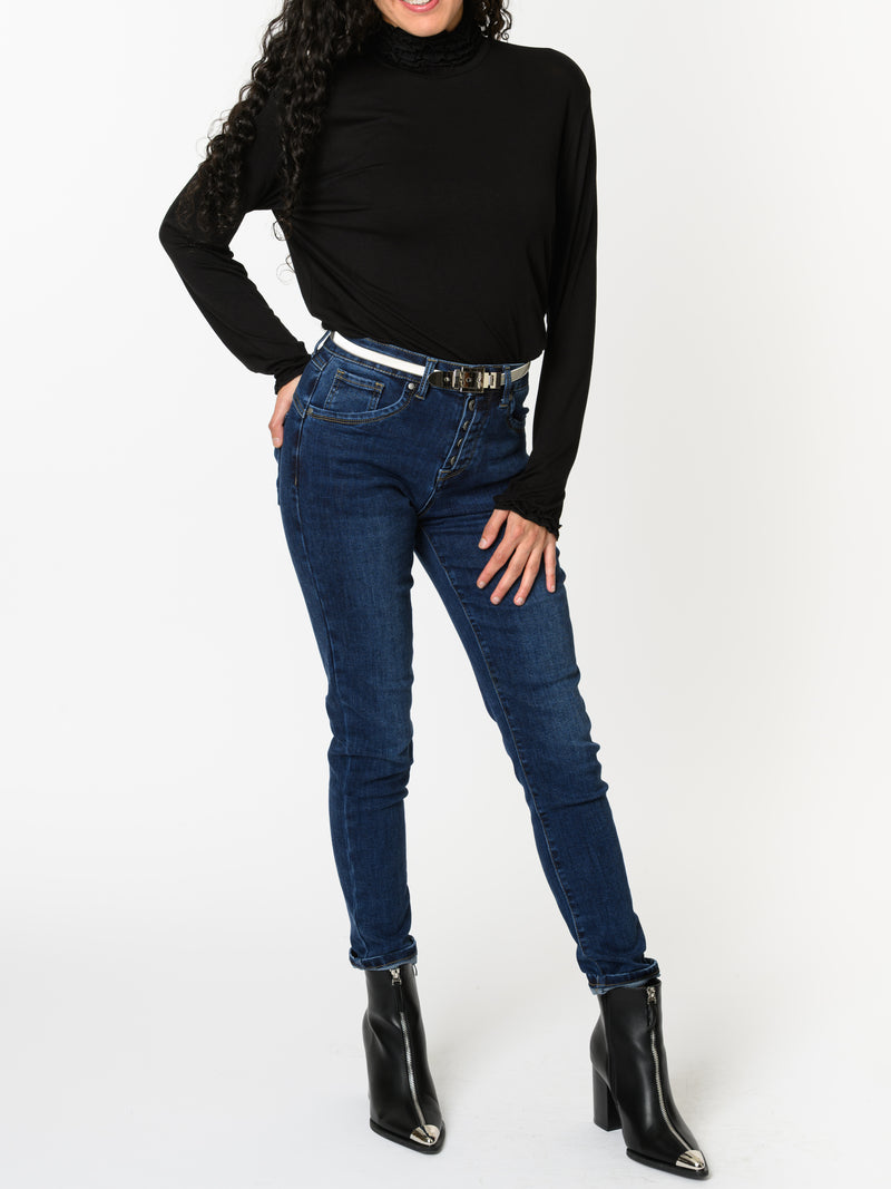 NEW - Chandail noir à col à volants