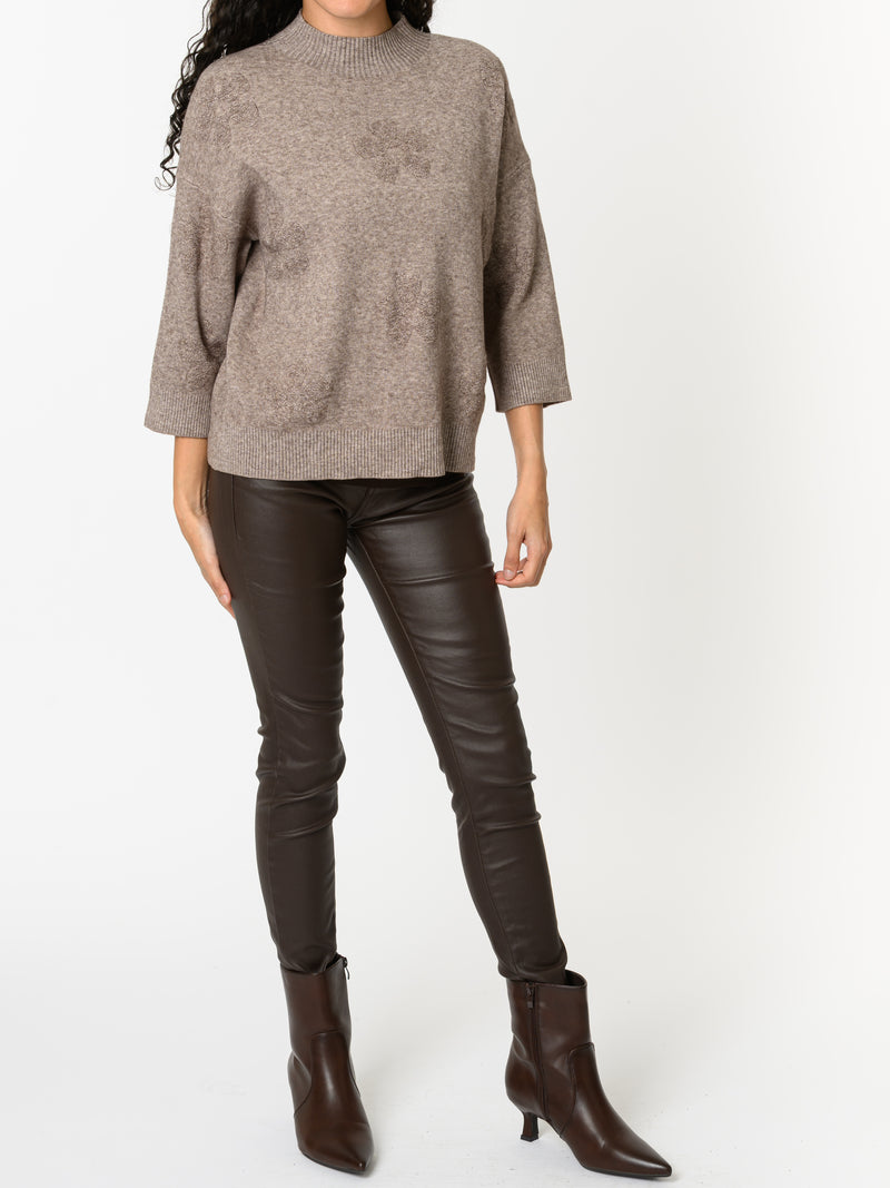 NEW - Chandail moka à motifs de fleurs moka