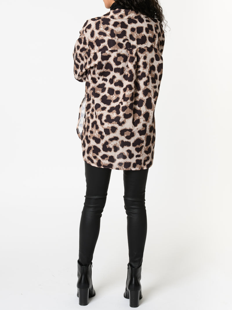 NEW - Chemise beige avec imprimé de léopard