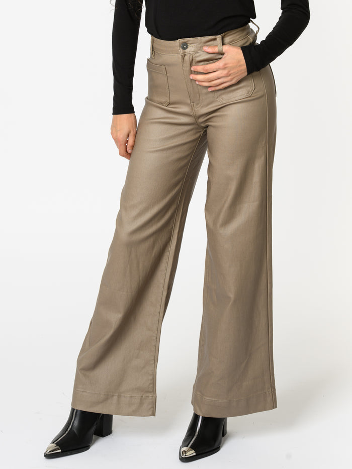 NEW - Jeans beige en similicuir avec poche appliquée