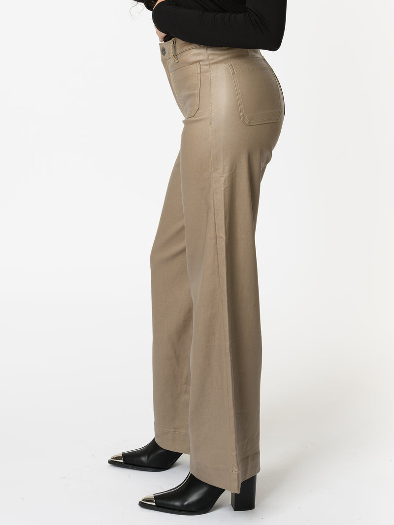 NEW - Jeans beige en similicuir avec poche appliquée