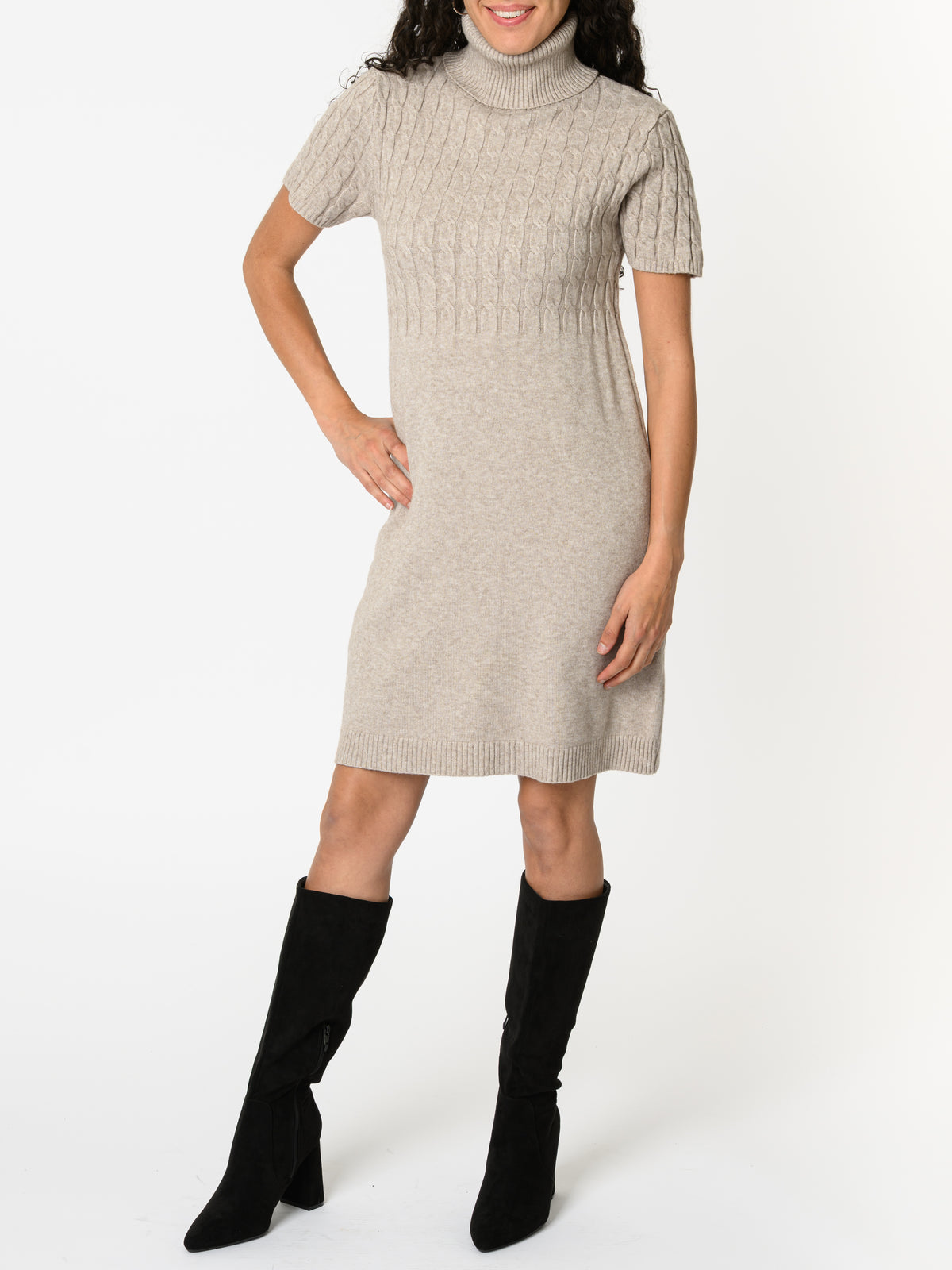 NEW - Robe beige en tricot torsadé