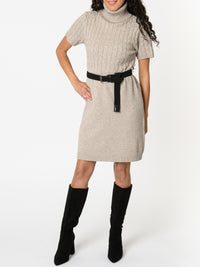 NEW - Robe beige en tricot torsadé