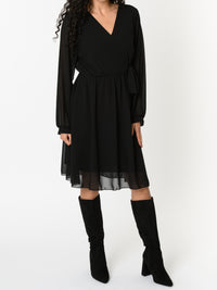 NEW - Robe noire en voile à manches longues