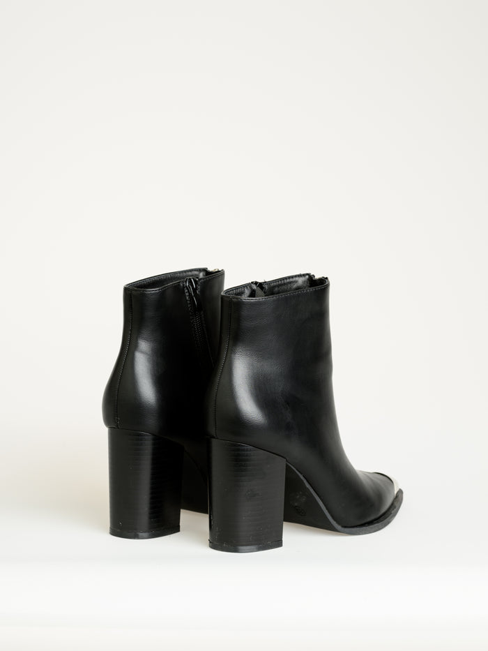 NEW - Botte noire en cuir végan avec bout métallique