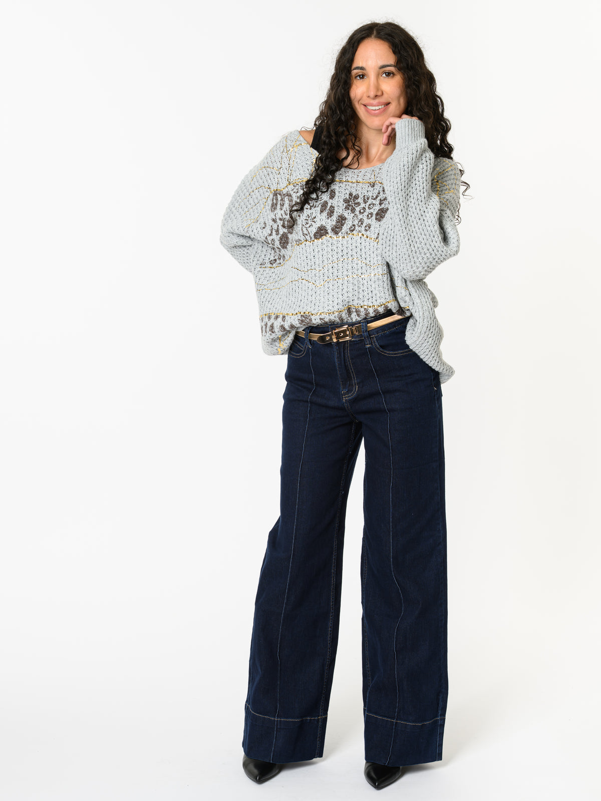 NEW - Chandail gris avec imprimé animal abstrait