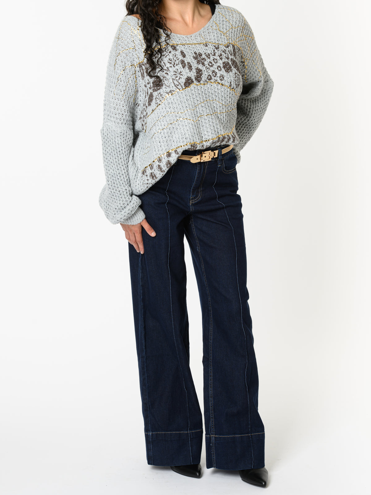 NEW - Chandail gris avec imprimé animal abstrait