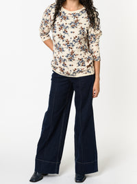 NEW - Chandail blanc crème avec imprimé floral bleu et brun