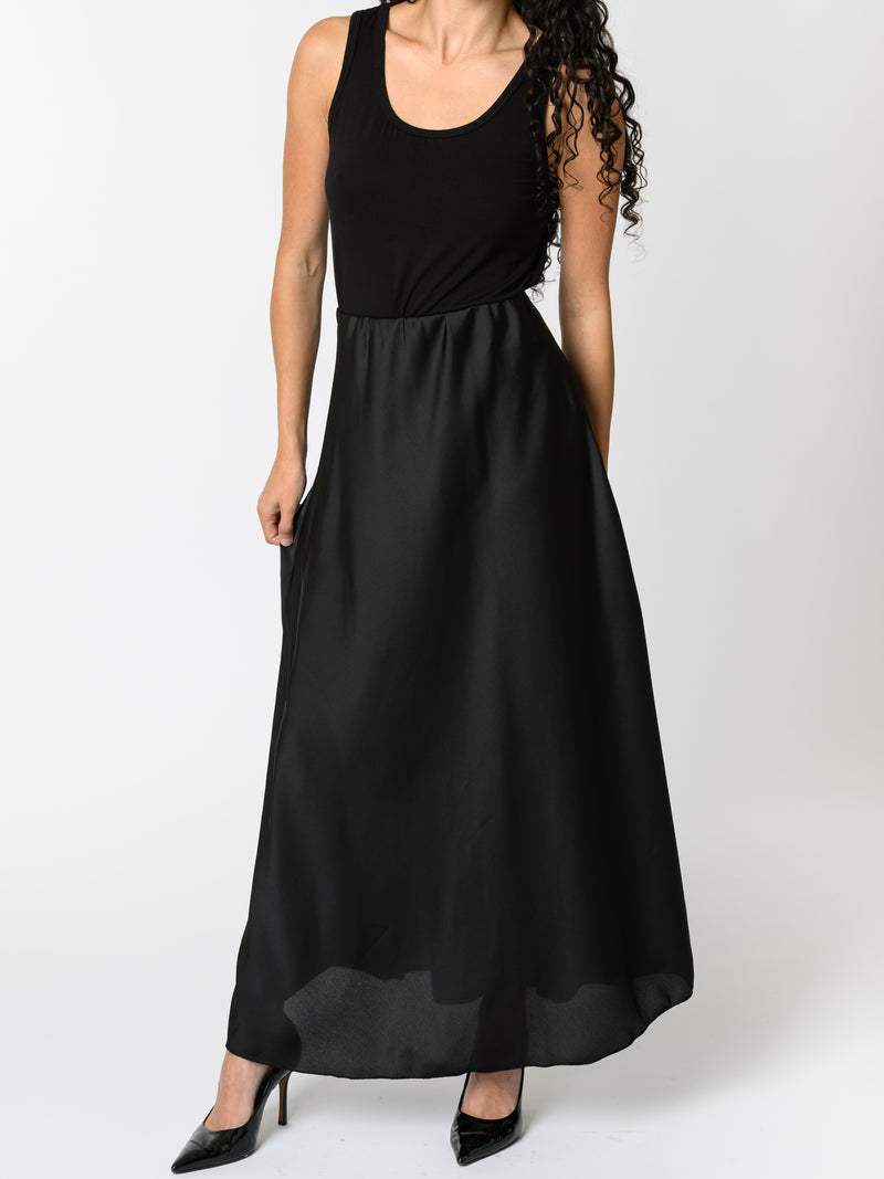 NEW - Jupe satinée noire