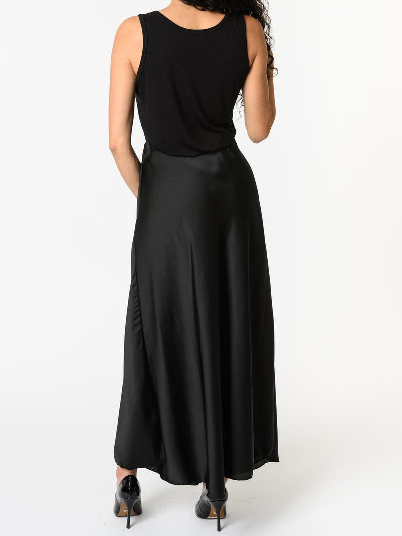 NEW - Jupe satinée noire