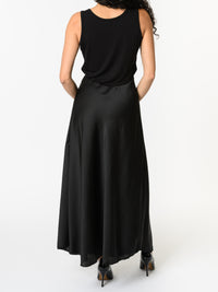 NEW - Jupe satinée noire