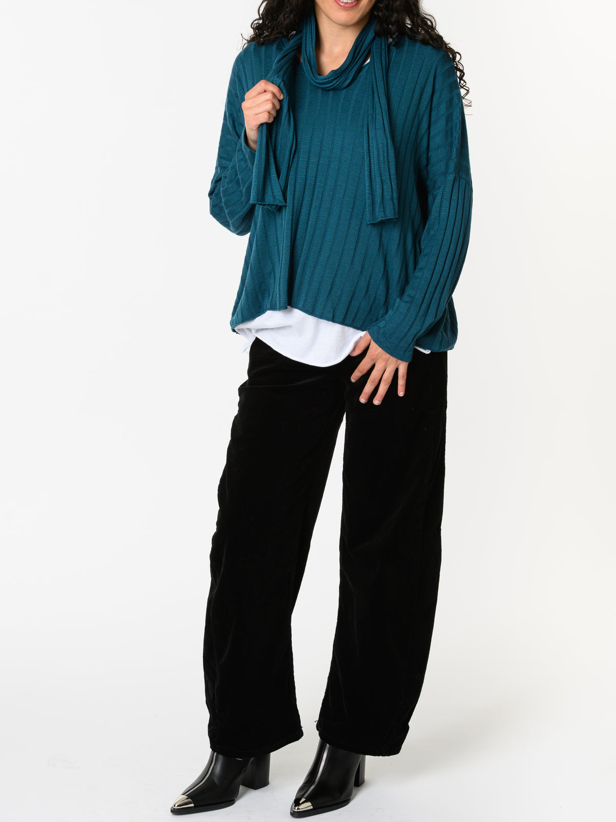 NEW - Chandail bleu sarcelle avec foulard