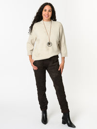 NEW - Chandail beige à motifs de fleurs beiges