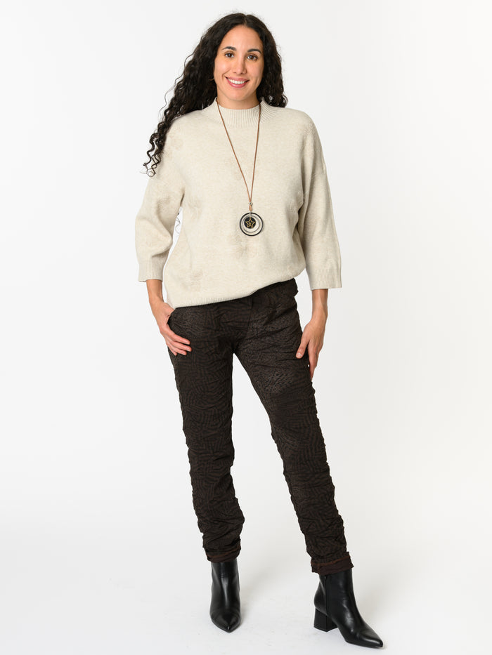 NEW - Chandail beige à motifs de fleurs beiges