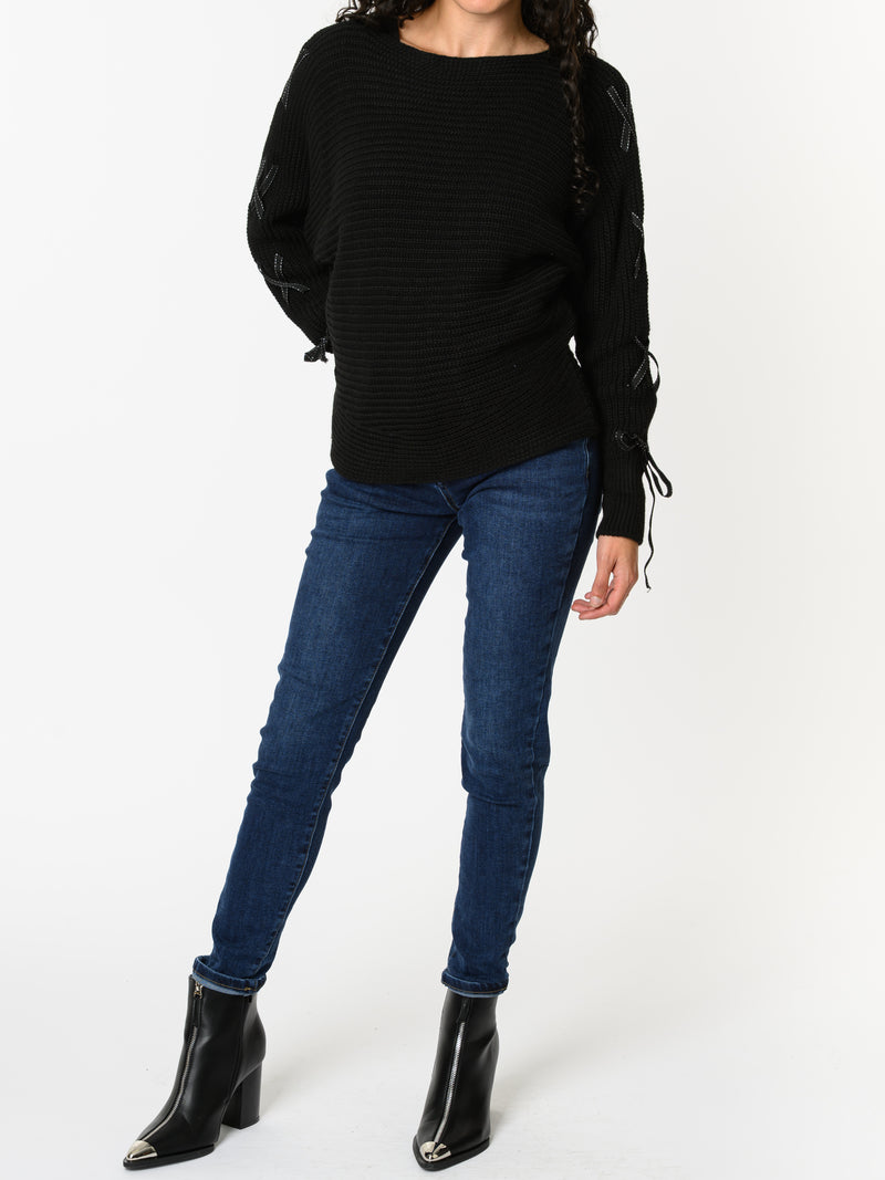 NEW - Chandail noir avec lacets sur les côtés