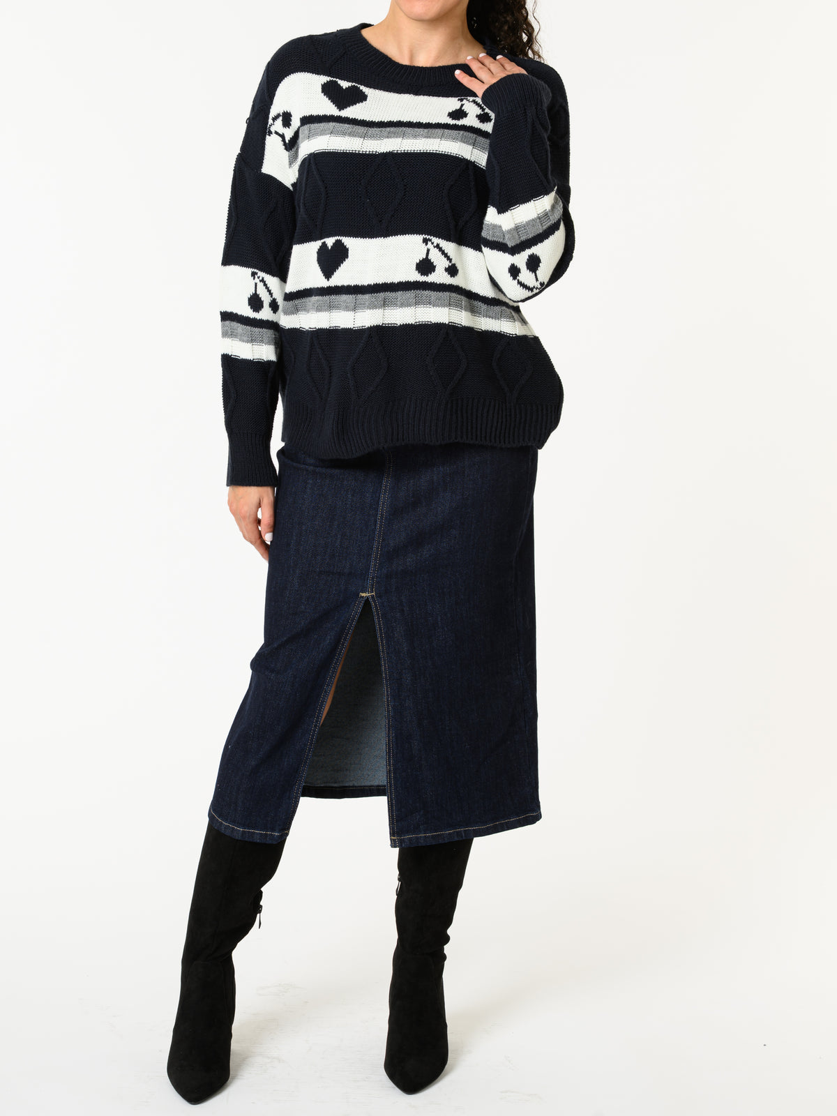 NEW - Chandail bleu marin et blanc à manches longues