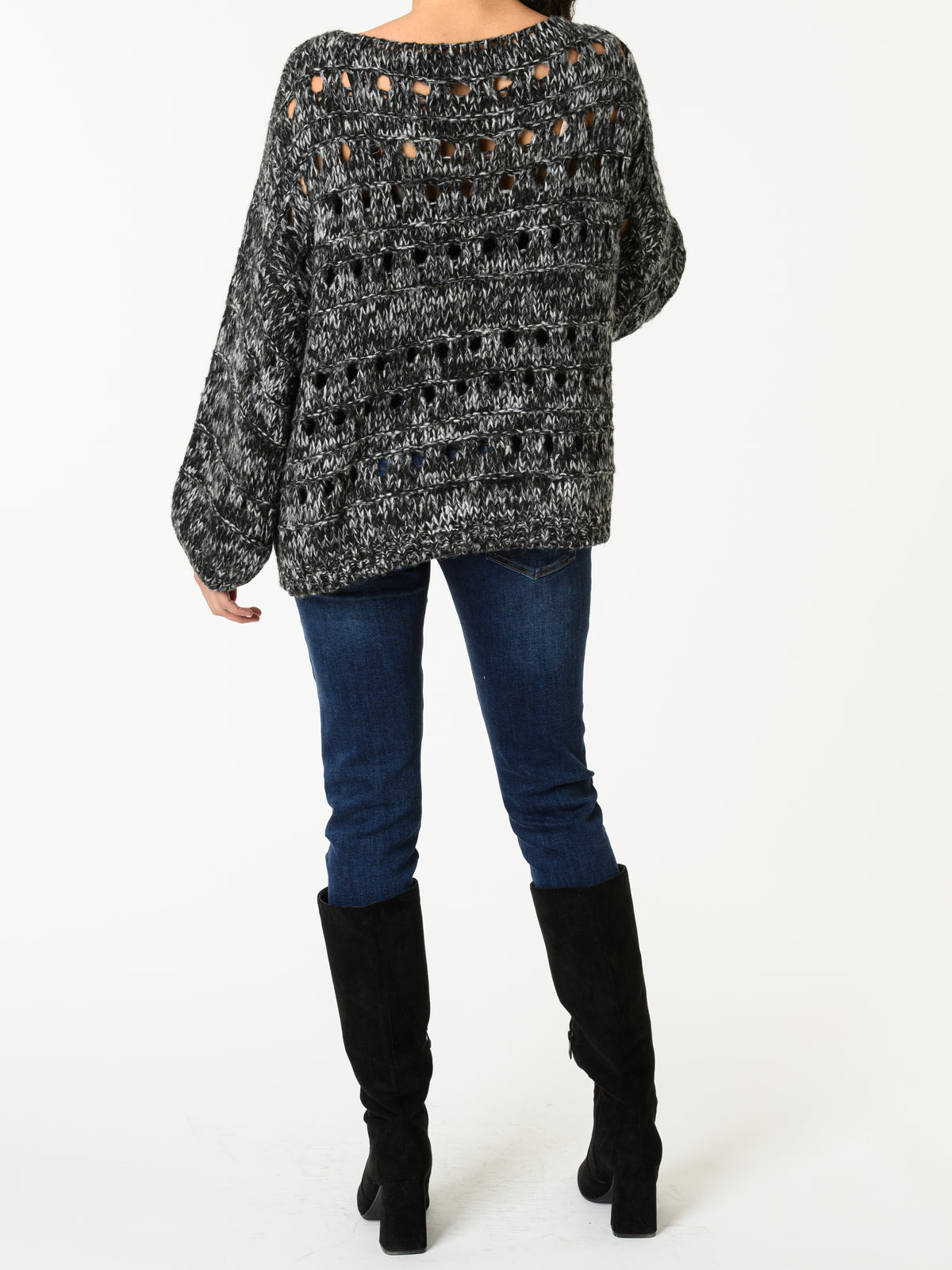 NEW - Chandail noir et blanc en tricot