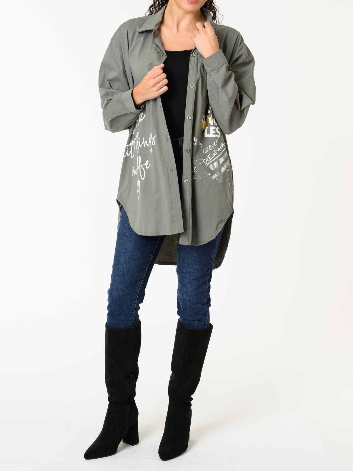 NEW - Chemise kaki avec imprimé d'écritures blanches