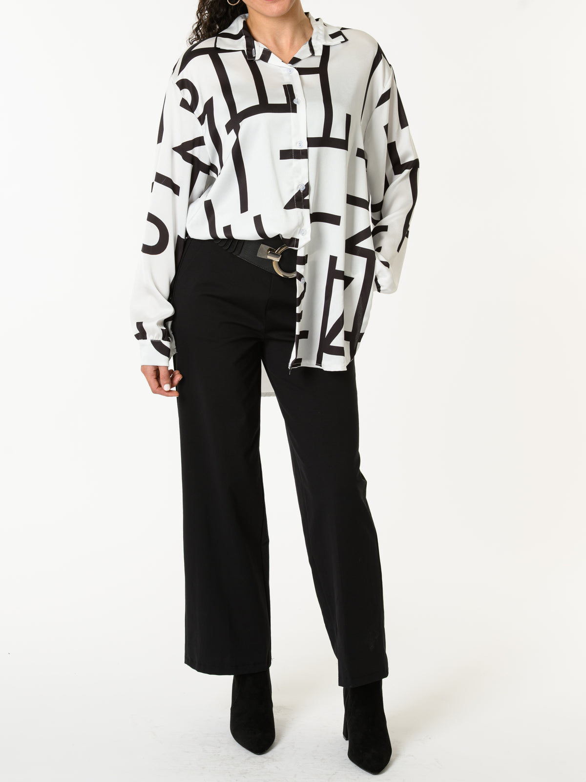 NEW - Chemise blanche avec imprimé géométrique noir