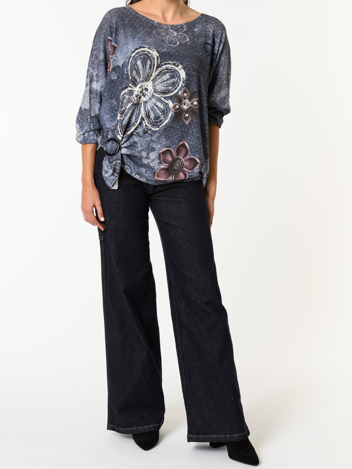 NEW - Chandail marine avec imprimé de fleurs