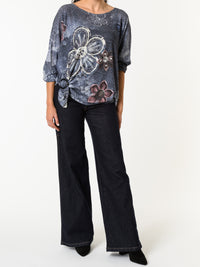 NEW - Chandail marine avec imprimé de fleurs