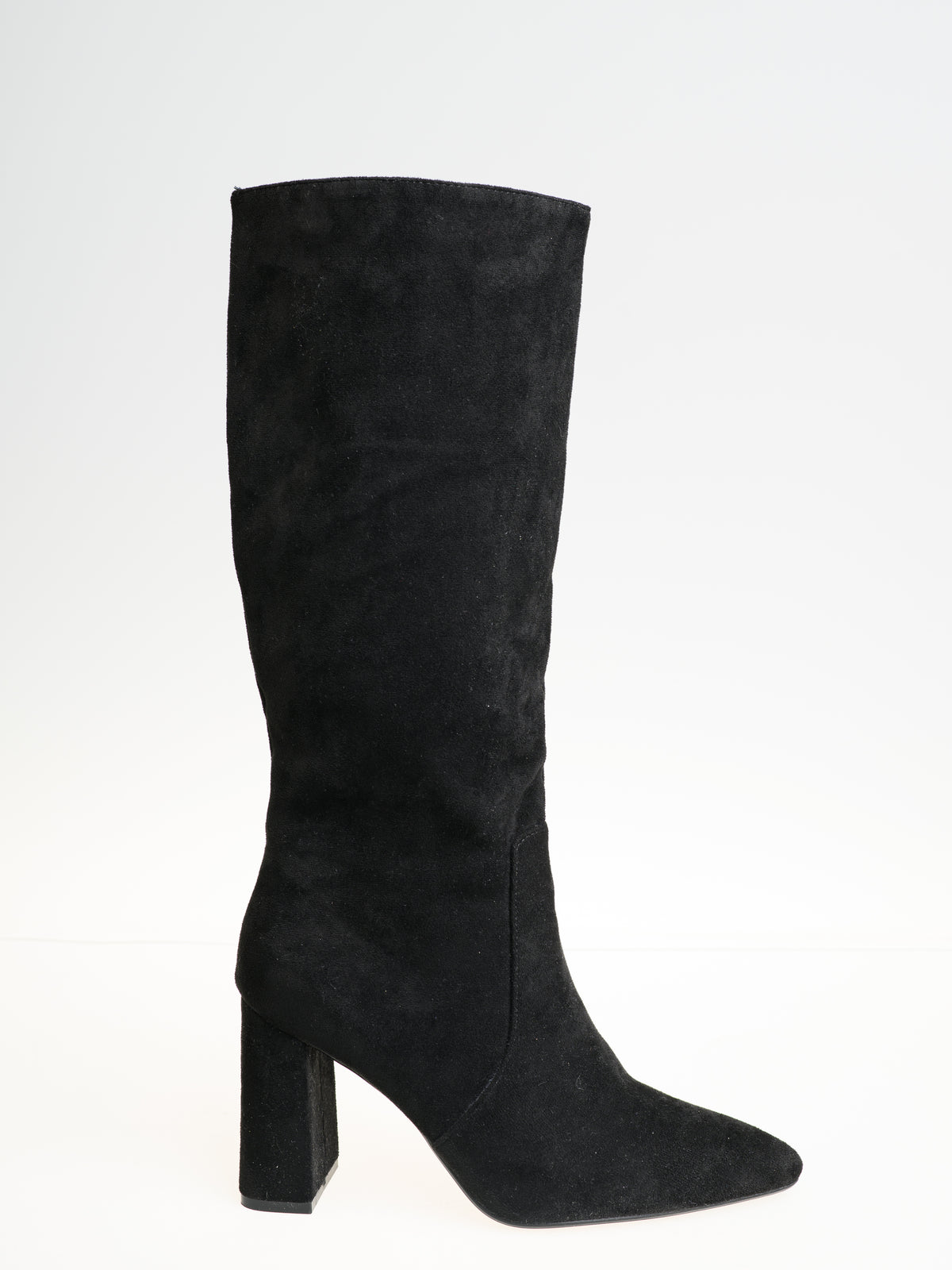 Botte noire haute en suède