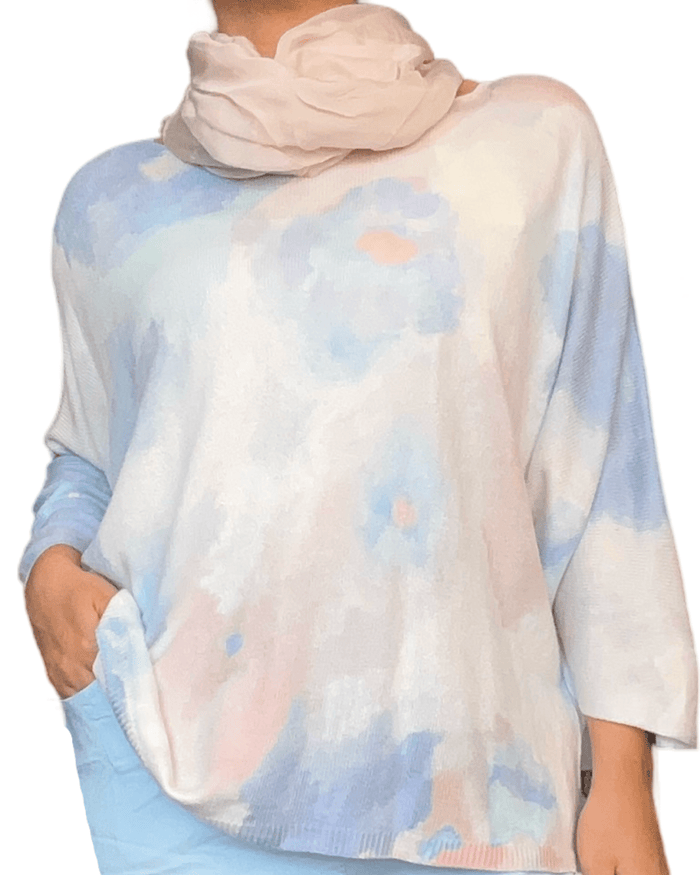 Chandail avec imprimé dégradé bleu et rose pour femme avec foulard.