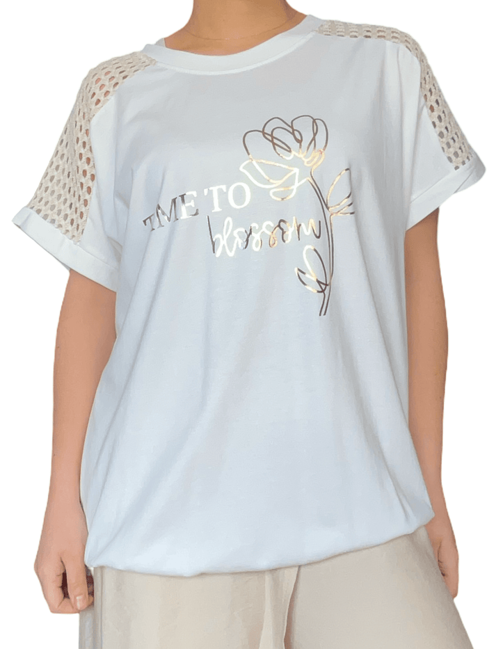 T-shirt blanc ''Time to Blossom'' pour femme.