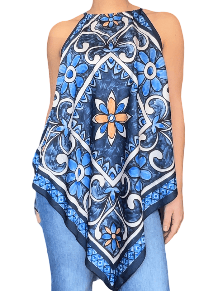 Camisole bohème marine avec imprimé floral pour femme.