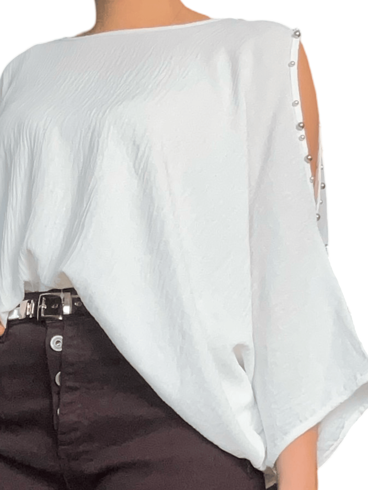 Blouse blanche à ouverture sur l'épaule pour femme.
