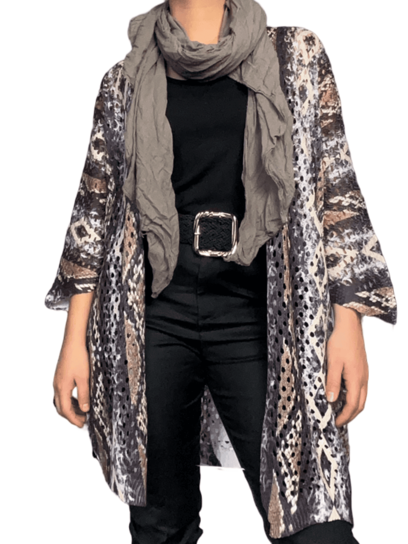 Veste longue avec imprimé de peau de serpent pour femme avec ceinture.