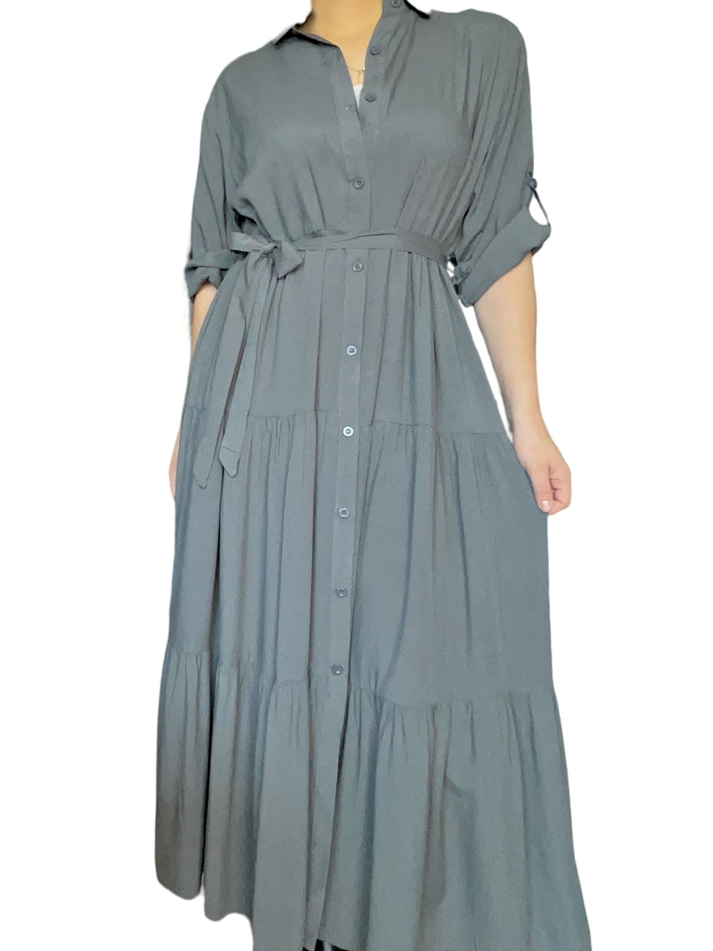 Robe longue kaki pour femme.